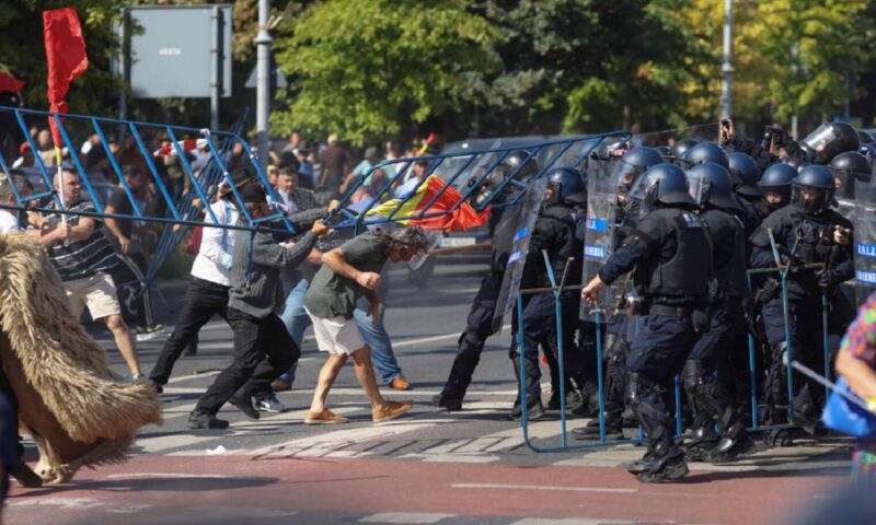 Noi percheziții în cazul violențelor de la protestul ciobanilor. 21 de persoane sunt vizate