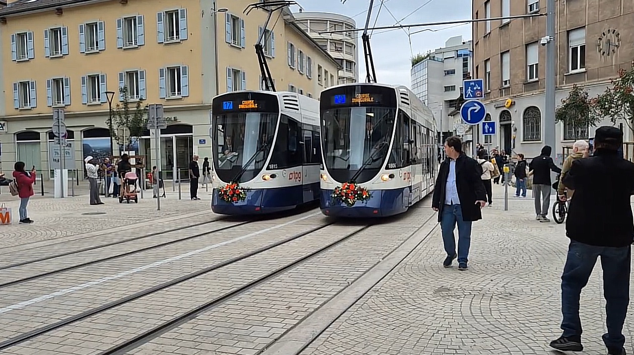 Un tramvai leagă Elveția de Franța. Traseul a fost extins cu 1,2 kilometri