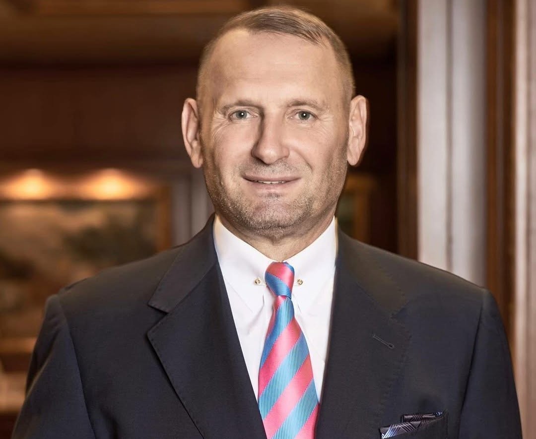 Viorel Cataramă pregătește o reuniune pentru schimbarea conducerii PNL. Aripa liberal-conservatoare se întâlnește pe 5 decembrie